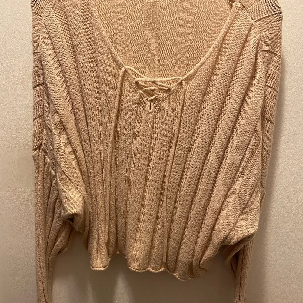 American Eagle short sweater - Picture 1 of 3